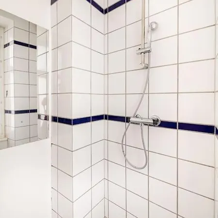 Kattesundet Charm - Historical Center Apartment *