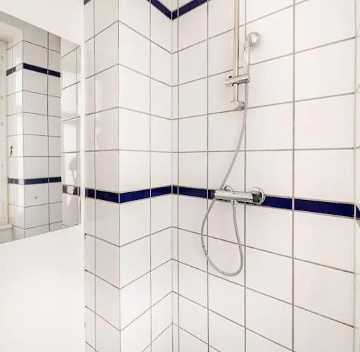 Kattesundet Charm - Historical Center Apartment *